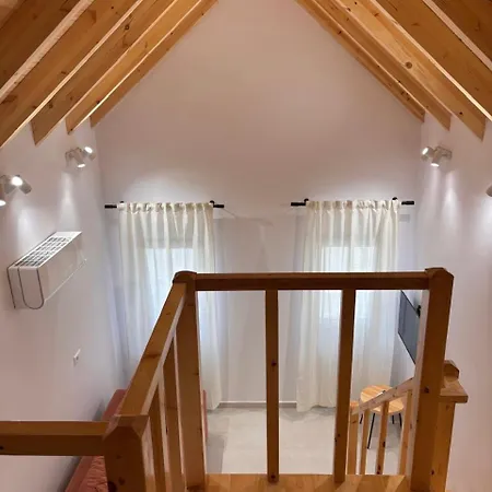 Rosea Loft * Përmet