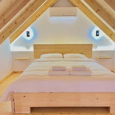 בית נופש Rosea Loft